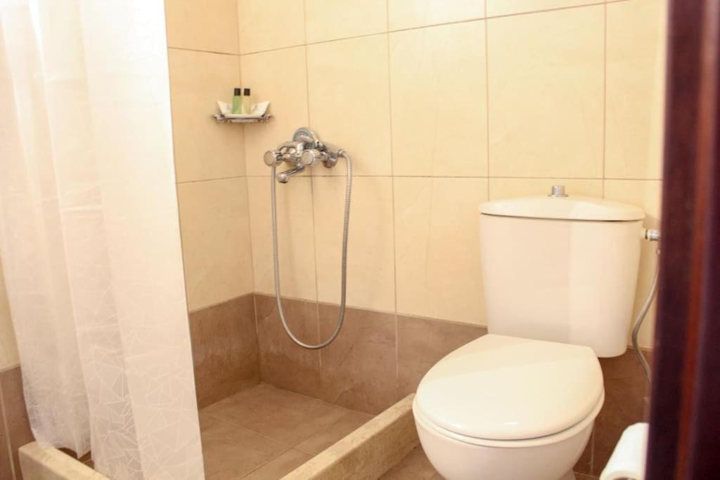 Afroditi'S Guest House Heraklion  ภายนอก รูปภาพ