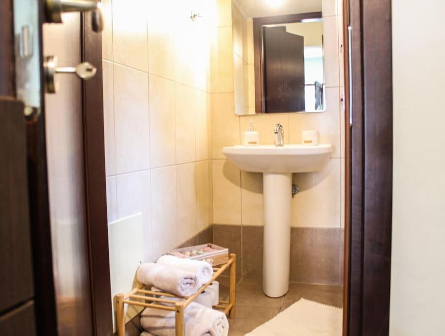 Afroditi'S Guest House Heraklion  ภายนอก รูปภาพ